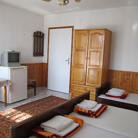 Central Guesthouse Nesebar Exterior foto